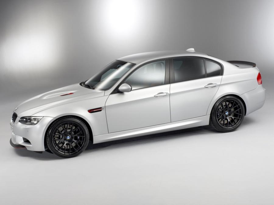  BMW M3 CRT 2011 года  (фото 14 из 76)